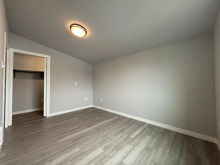 24211 E Wellesley Ave #B — Photo 8