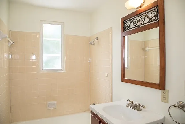 Downstairs Bathroom