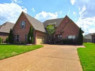 350 Whispering Meadows Dr, Oakland, TN 38060