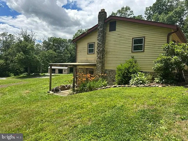 115 Fieldstone Rd — Photo 33