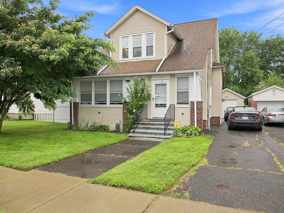 1st image of 90 Bonneville Ave