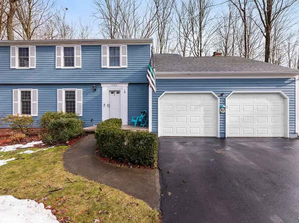 8760 Blue Heron Cir, Baldwinsville, NY 13027