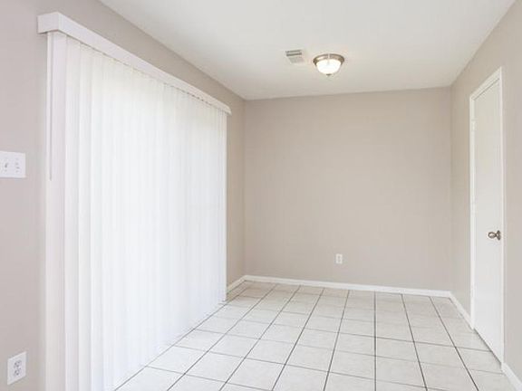 5th image of 4837 Gypsy Forest Dr
