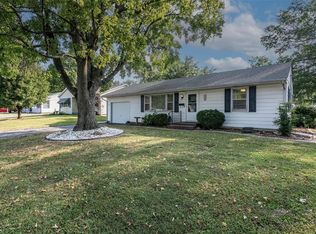 1512 N 15th St, Swansea, IL 62226