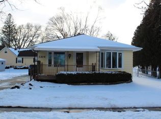 1304 Center St, Watertown, WI 53098