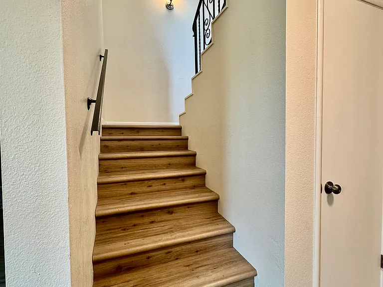 100 S Coalinga St #C — Photo 6