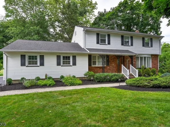 410 Stony Brook Dr, Bridgewater Twp., NJ 08807
