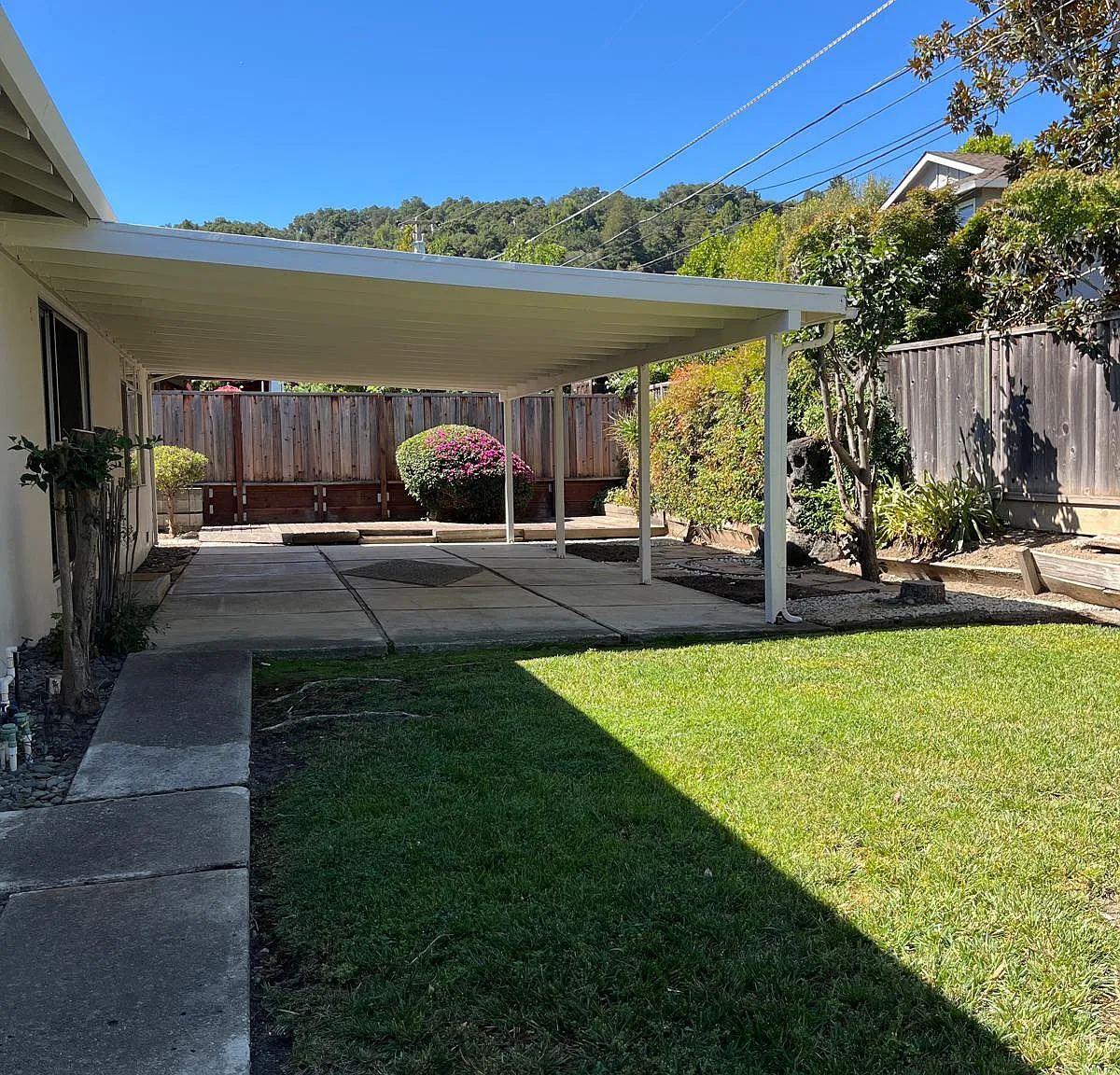3 bed, $5,300 — Photo 1
