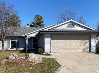 2705 Ridge Valley Dr, Fort Wayne, IN 46804