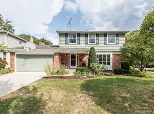 2408 Antietam Dr, Ann Arbor, MI 48105
