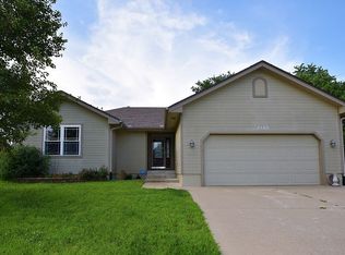 4140 SE 23rd Ter, Tecumseh, KS 66542