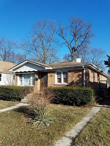14533 Lexington Ave photo 1