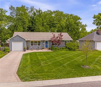 8705 Conser St, Overland Park, KS, 66212