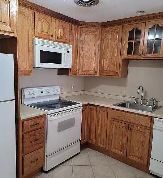 36 Whitman Rd #1-2 — Photo 6