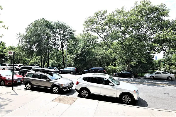 Rented by JK Dansar Corp | media 30