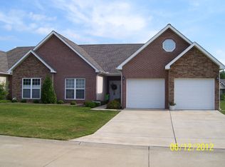 31 Cornerstone Cir #{}, Culloden, WV 25510