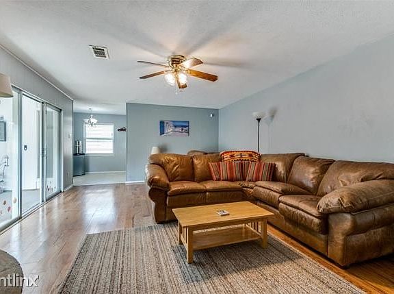 5th image of 3434R Rockmartin Dr