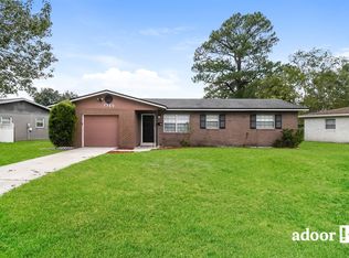 7760 Lisa Dr E, Jacksonville, FL 32217