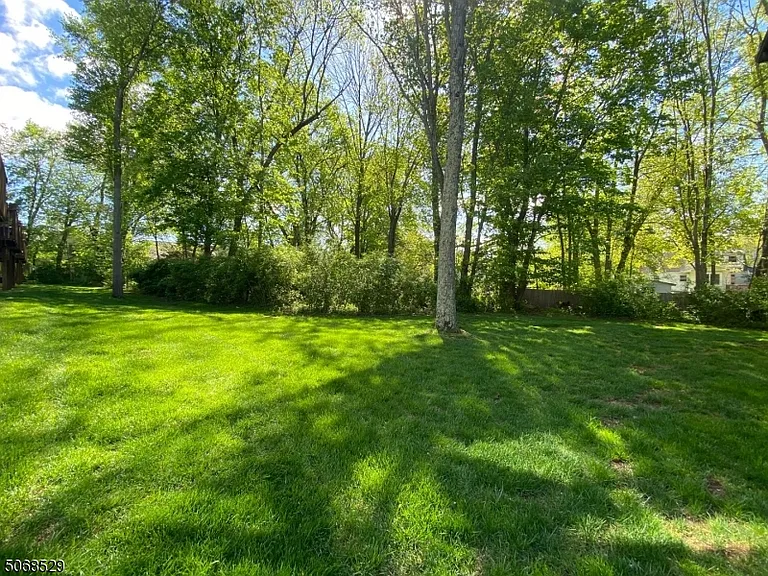 15 Starling Way — Photo 9