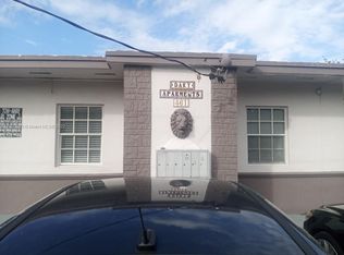 461 SW 10th St APT 4, Miami, FL 33130