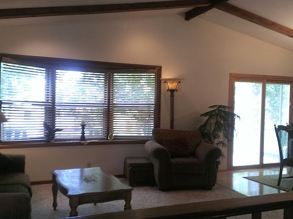 3rd image of 40 Schwartz Dr