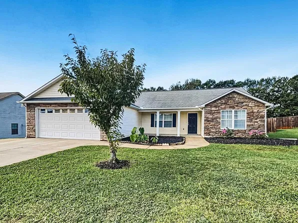 240 Sweetgrass Dr, Chesnee, SC 29323