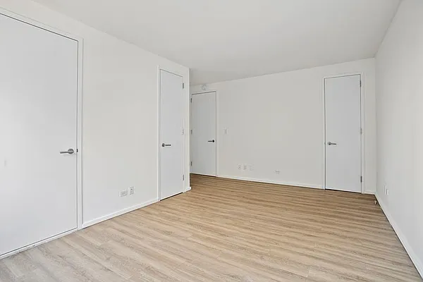 Rented by Douglas Elliman | media 23