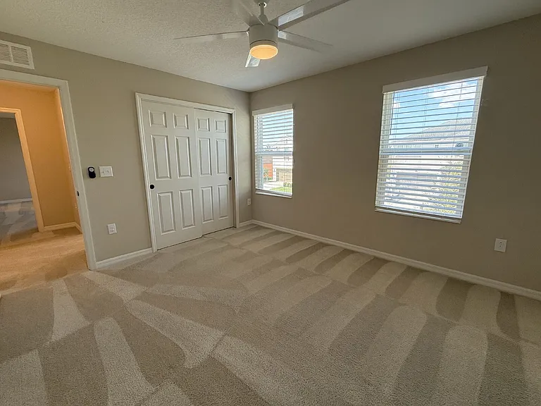 1946 Hidden Springs Dr — Photo 32