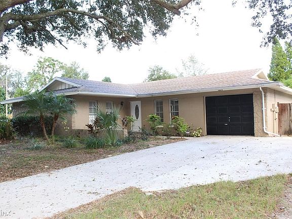2nd image of 1221R Sagamore Dr