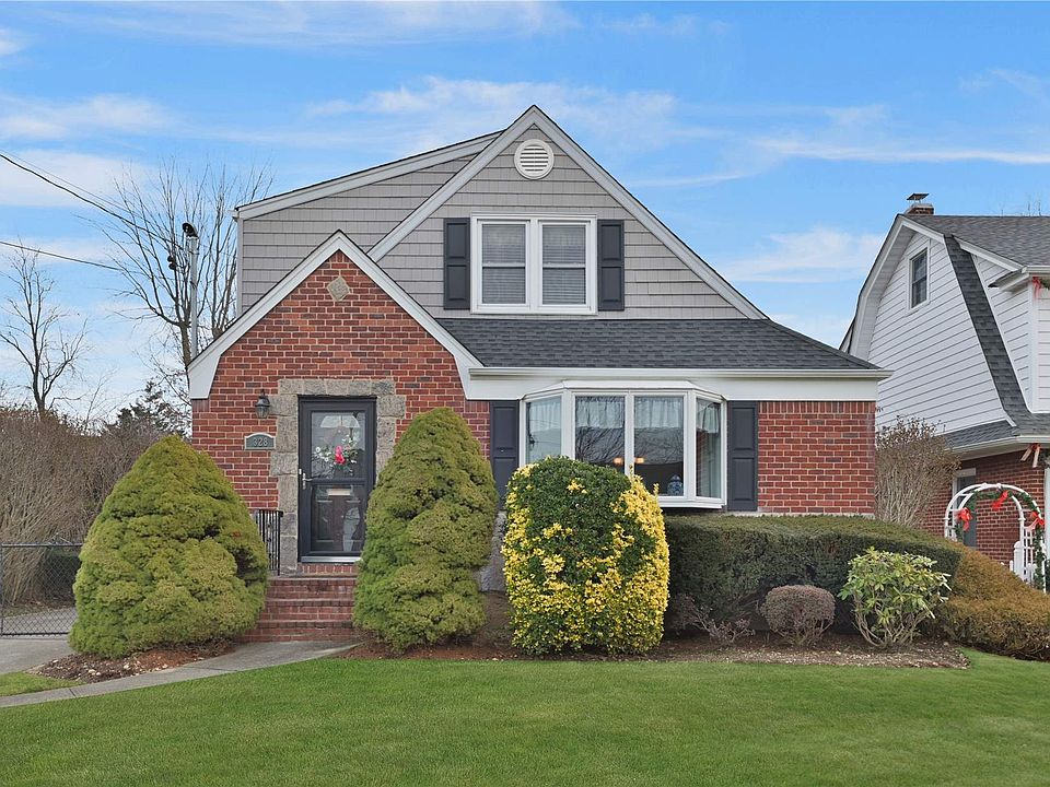 328 Mineola Boulevard, Mineola, NY 11501 Zillow