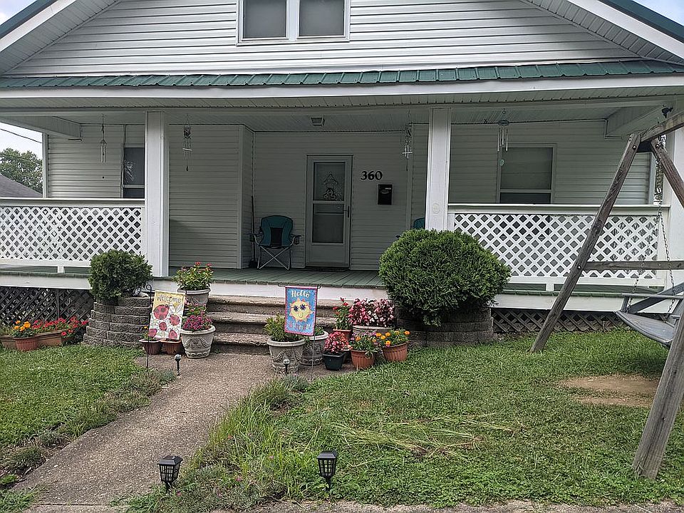 1st image of 360 Lynn St