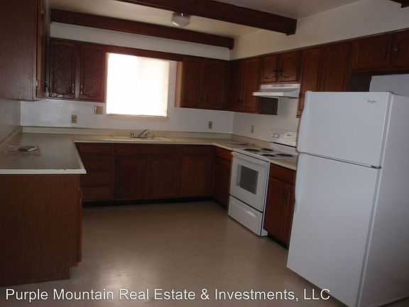4th image of 1535 Corbett Dr APT 2