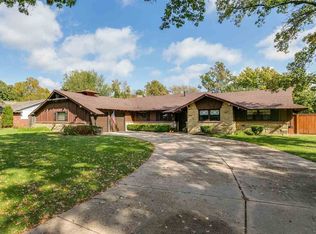 522 N Stratford Rd, Wichita, KS 67206