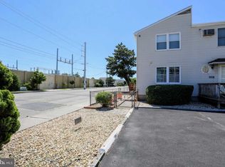 13801 Sinepuxent Ave, Ocean city, MD 21842