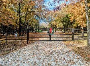 907 Welch School Rd, Collinsville, TX 76233