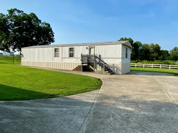 972 Benson Hardee Rd, Benson, NC 27504