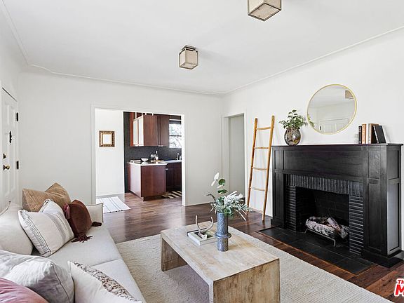 4th image of 1507 Scott Ave