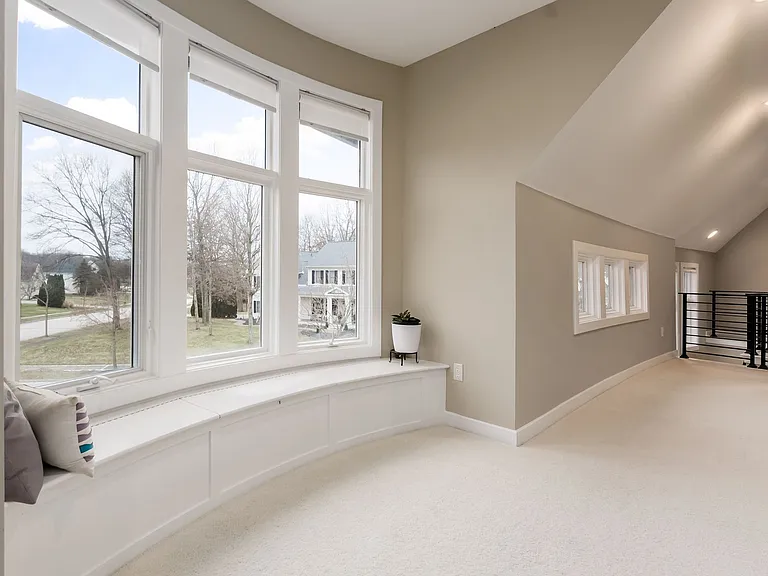 4602 Sandwich Ct — Photo 69