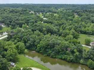 Timberlake Dr, Excelsior springs, MO 64024