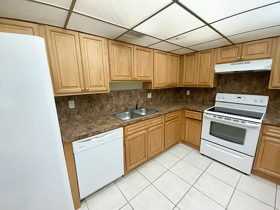 2nd image of 5002 S University Dr