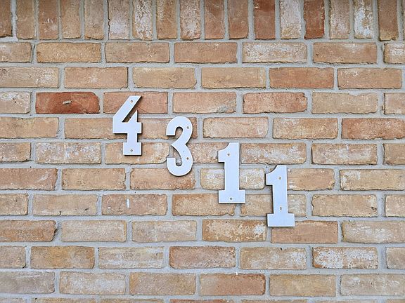 4th image of 4311 Jura Dr