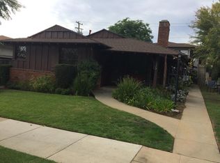 1579 N Altadena Dr, Pasadena, CA 91107
