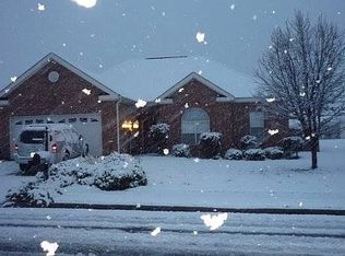 102 Oldfield Ct, Centerville, GA 31028