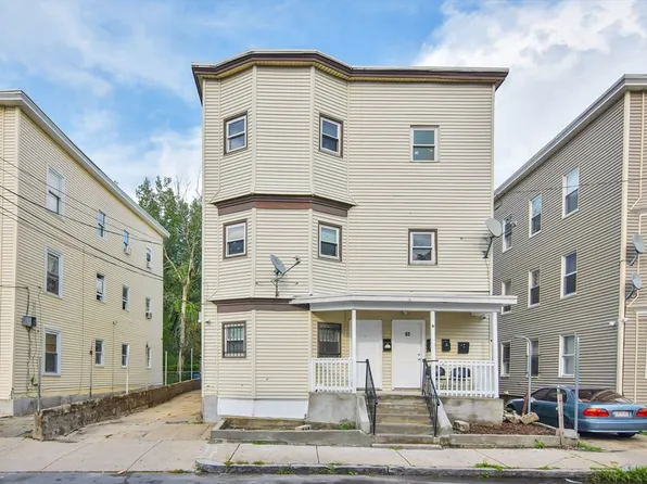 61-61 Brook St #63, Lawrence, MA 01841
