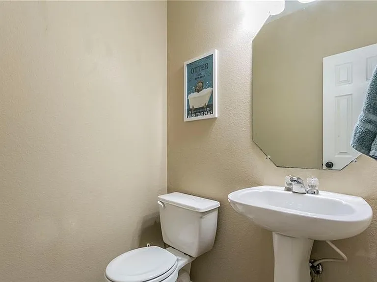 6707 Bayberry Dr — Photo 12