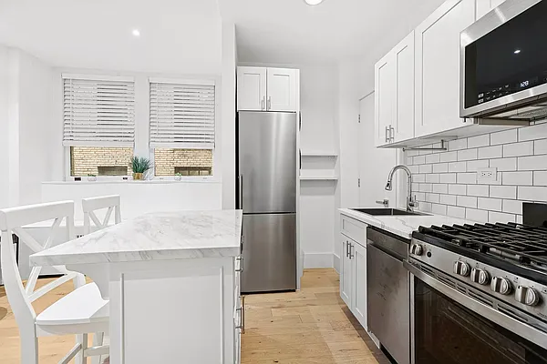 3 East 85th Street #3C