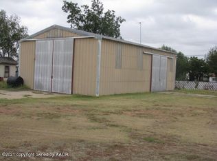 208 Texas St, Wheeler, TX 79096