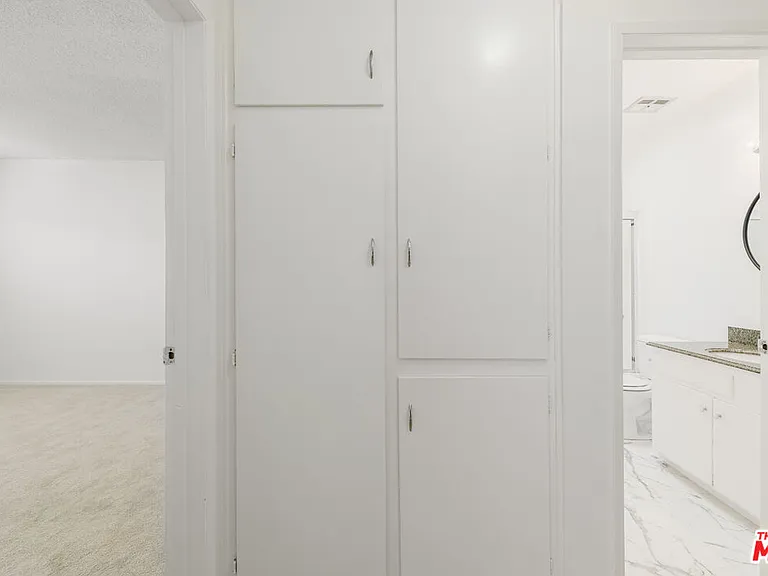 2803 Arizona Ave #8 — Photo 8