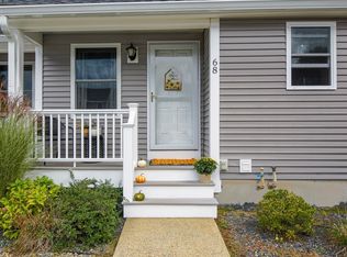 68 Sycamore Dr #68, Leominster, MA 01453