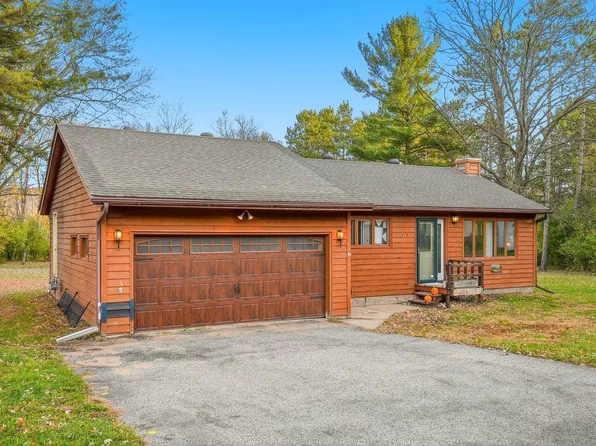 418 Springer Ave, Elmwood, WI 54740